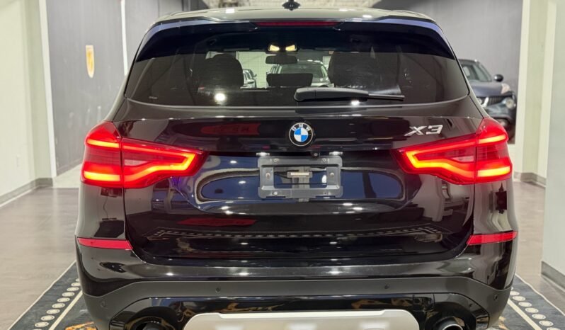 
								2018 BMW X3 xDrive30i| SUNROOF| POWER SEATS| REMOTE START| HEATED SEATS full									